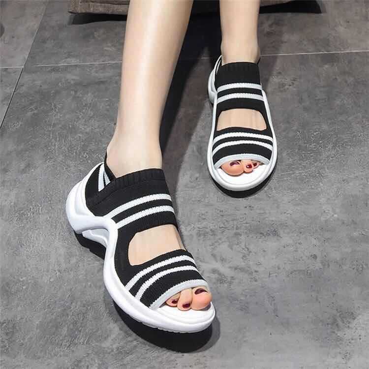 Women's casual bottomed sandals Upper material: suede Toe shape: fish mouth Heel shape: chunky heel Popular elements: color matching, waterproof platform, knitted surface Pattern: color matching Sole process: Viscose shoes Inner material: PU Upper height: