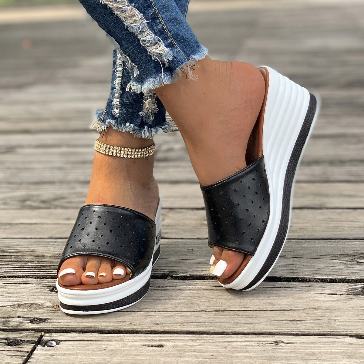 Fish Mouth Wedges Sandals Summer Fashion Hollow Design High Heels Slides Slippers Casual Beach Shoes For Women Product information: Color:white light board,black light board,black hollow,white hollow Size:36,37,38,39,40,41,42,43 Upper Material:PU Toe shap