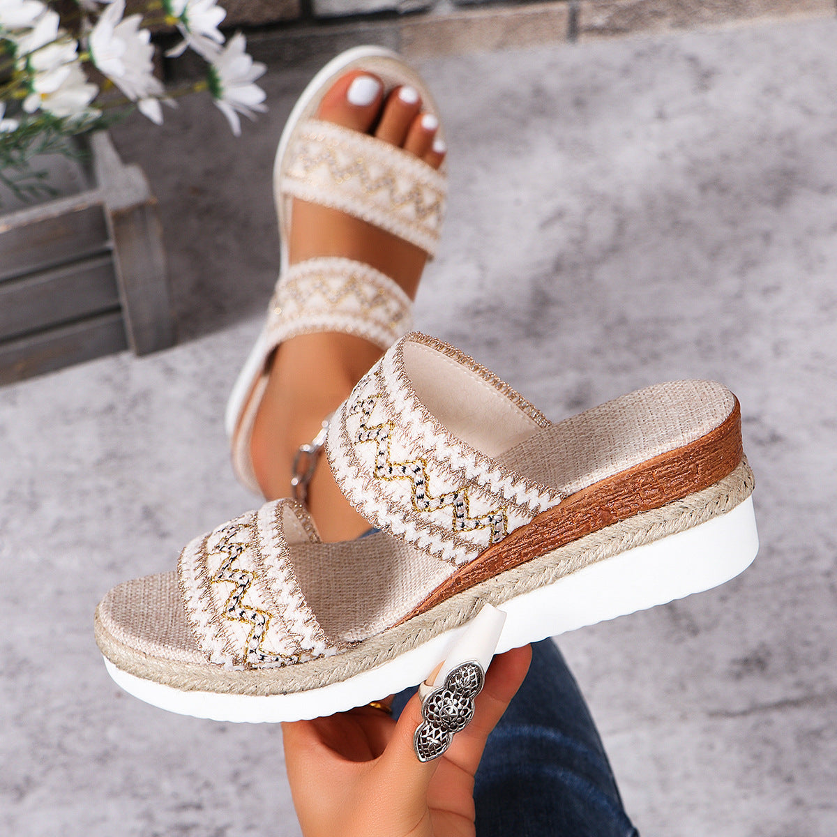 Fashion Wavy Pattern Woven Sandals Summer Casual Ethnic Style Slippers Linen Bottom Wide Strap Wedges Shoes For Women Product information: Color:Floral,Beige Size:36,37,38,39,40,41,42,43 Upper Material:PU Style: Casual Toe shape: round head Sole Material: