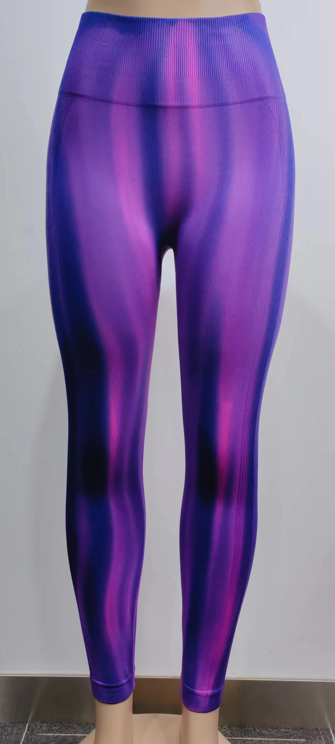 New Tie Dye Aurora Print Sports Pants Seamless High Waisted Fitness Yoga Pants For Women Gym Running Sweatpants Trousers Product information: Material:nylon + spandex Style:Fashion Simple Features:Solid color Color:picture color Size Information: Note: 1.