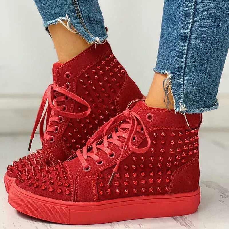Men's And Women's Thick-soled High-top Rhinestone Rivet Casual Sneakers Product information: Popular elements: metal, rhinestones, sequins, rivets Toe shape: round head Upper material: artificial PU Heel height: low heel (1-3CM) Pattern: solid color Color