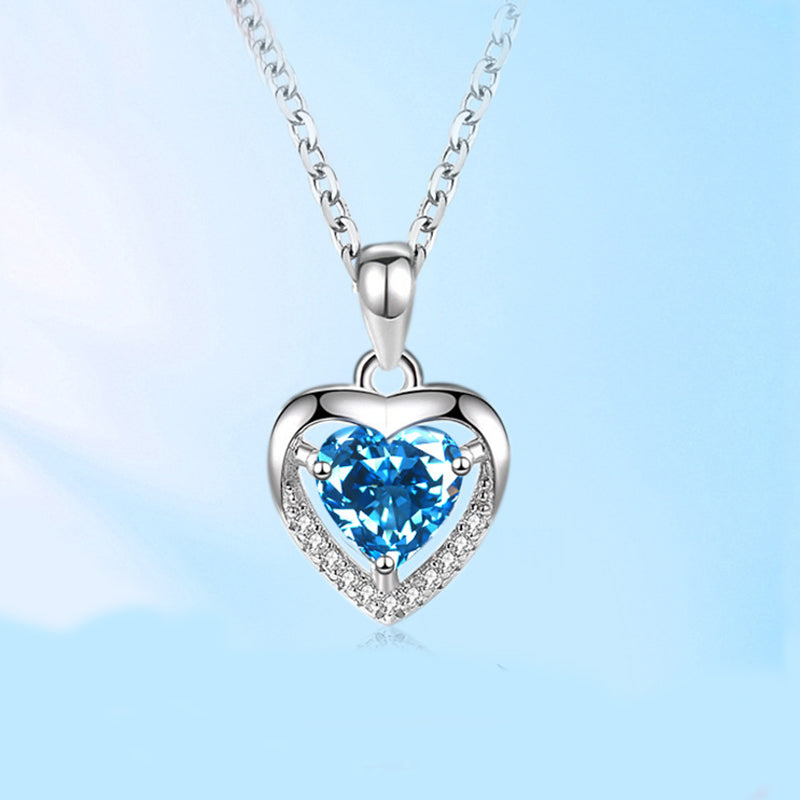 925 Heart-shaped Rhinestones Necklace Luxury Personalized Necklace For Women Jewelry Jewelry Valentine's Day Gift Material: S925 silver Matching: Shiny Sunflower Seed Chain + Water Constant Heart Pendant Style: simple, stylish and romantic 925 Heart-shape
