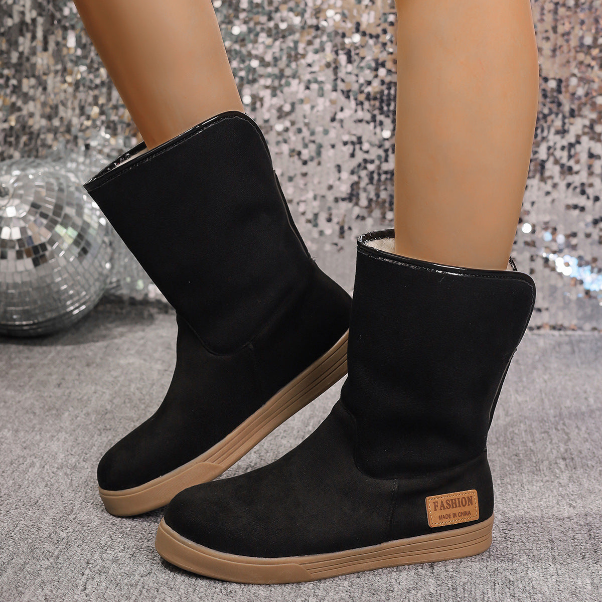 Women's Snow Boots Winter Warm Non-slip Flat Mid-calf Boot Plus Velvet And Thickened Cotton Shoes Product information: Upper material: suede Sole material: rubber Upper height: high top Toe shape: round head Heel shape: flat heel Color: black, brown Size