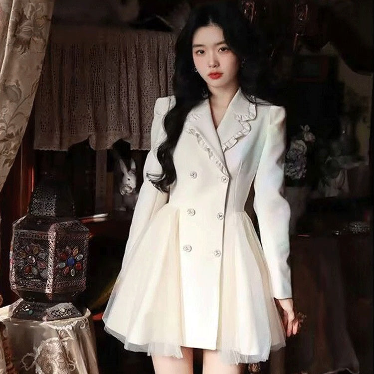 Pengpeng White Suit Dress Waist Up Fairy Short Skirt Product Information: Fabric name: Chemical fiber/polyester Craft: Solid color, buttons, pleats, mesh stitching Style: A-line skirt, fluffy skirt Combination form: single piece Skirt length: medium lengt