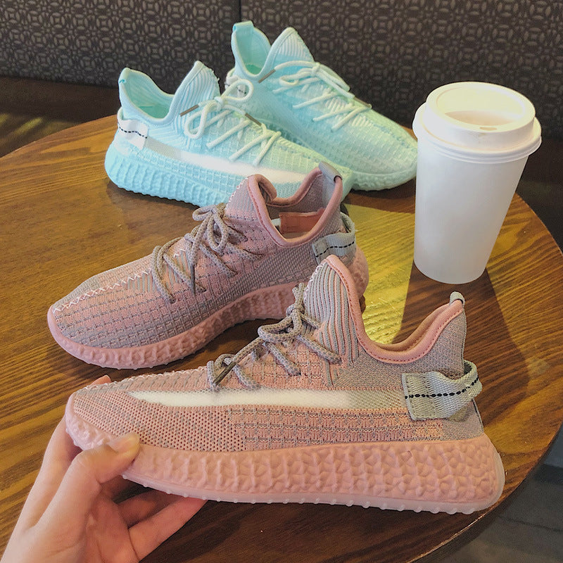 Woven coconut shoes female daddy shoes Product Category: Coconut Shoes For the season: Summer Applicable gender: female Upper material: flying weave Heel height: flat heel Sole material: plastic Wearing style: front tie Opening depth: shallow mouth (below