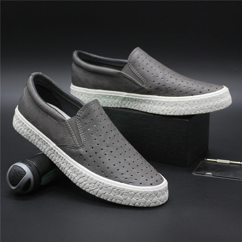Hollow Leather Shoes Comfortable Sandals Breathable Holes Soft Soles Product Information: Upper material: microfiber leather Sole Material: Rubber Style: youth trend Wearing style: sleeve/overshoes Function: Breathable, non-slip Style: Baotou Inside mater