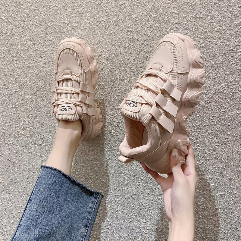 Daddy Shoes Women'S Autumn Thick-Soled Increase Casual Net Red Fashion Sneakers Product information: Applicable gender: female Upper Material: Artificial PU Popular elements: belt decoration, cross straps, waterproof platform, leather stitching Toe shape: