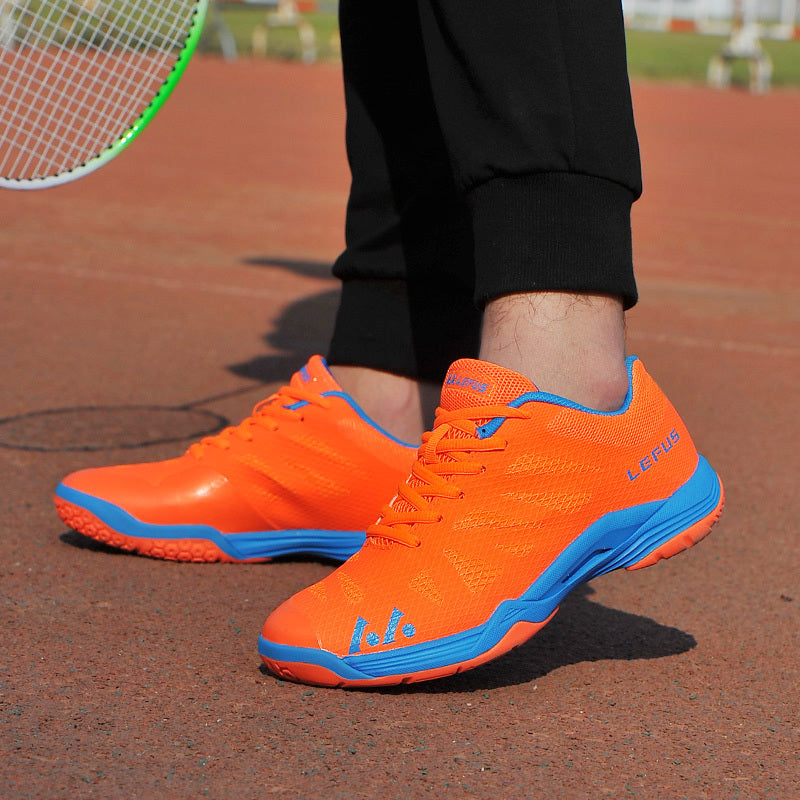 Badminton Shoes Men'S Mesh Breathable Volleyball Sports Couple Tennis Shoes Product Information: Inside material: Cotton Cortex Features: Cowhide Sole Material: Rubber Upper Material: Mesh Color: L010 blue, L010 black, L010 orange Size: 36, 37, 38, 39, 40