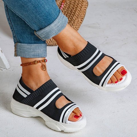 Flying Woven Sandals Women's New Summer Flat-Bottomed Style Comfortable Elastic Thick-Soled Sports Fish Mouth Shoes Large Size Factory Product information: Product category: sports sandals Applicable age: adult Upper Material: Artificial PU Sole Material: