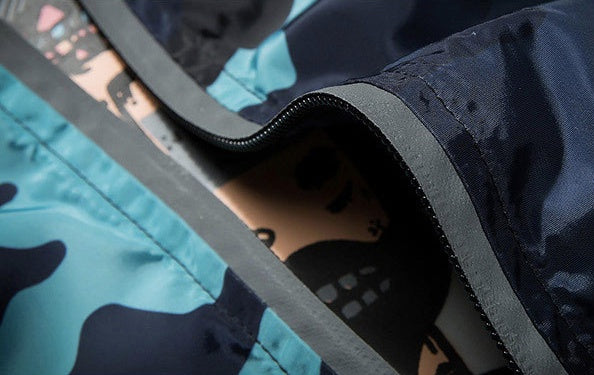 Covrlge Men Jacket Fashion Spring Men Brand Camouflage Jackets Casual Mens Coat Men's Hooded Luminous Zipper Coats MWJ011 Product material: Fabric name: chemical fiber blended Main fabric composition: polyester fiber (polyester) The content of the main fa