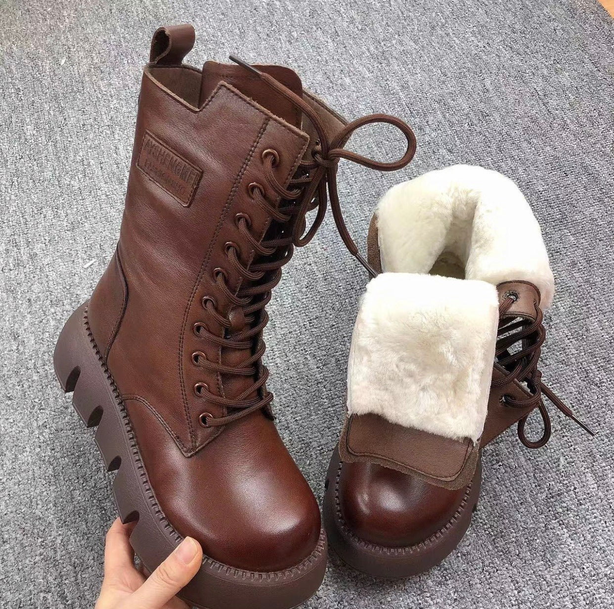 Patent Leather Retro Style British Style Comfortable Low Heel Autumn And Winter Fleece-lined Fashion Boots Product information: Pattern: solid color Lining material: artificial plush Color: black, dark brown, black, cotton lining, Brown with cotton lining