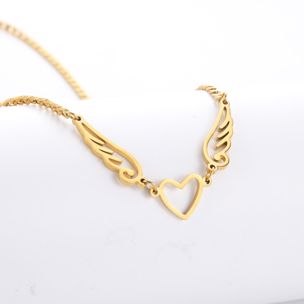 Hollow Heart Angel Wing Necklace Product information: Treatment Process: Electroplating Color: steel, gold Pendant material: titanium steel Material: Stainless steel Popular elements: Love/heart Perimeter: 31cm (inclusive)-40cm (inclusive) Packing list: N