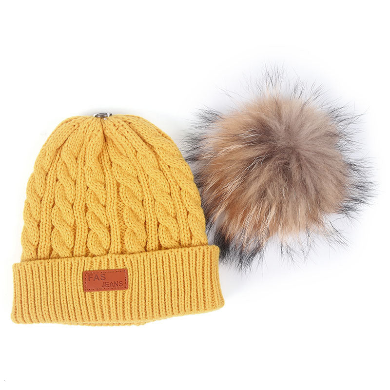 Children Winter Hat Gender:Boy and girl Style: Casual Fashion,Warm Hats Hat around:48-53cm Age:2-5 Yeas old Suitable For Winter As you know, the different computers display colors differently, the color of the actual item may vary slightly from the follow