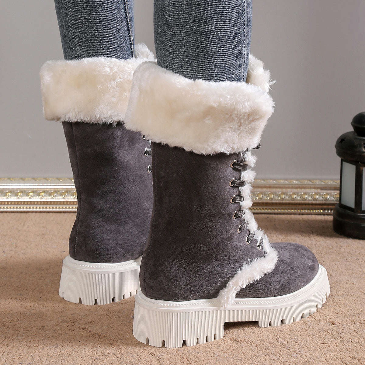 Winter Lace-up Snow Boots For Women Mid-tube Fleece Shoes Warm Chunky Heels Plush Boot Product information: Product category: Snow boots Applicable age: adult Upper material: suede (abrasive leather) Sole material: rubber Applicable gender: female Style: