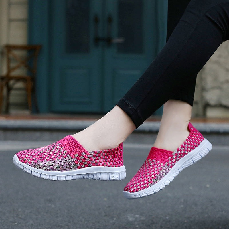 Woven rocking shoes Upper material: mesh surface Sole Material: Rubber Heel shape: wedge heel Inner material: mesh Sole craft: adhesive shoes Insole material: textile Woven rocking shoes Upper material: mesh surface Sole Material: Rubber Heel shape: wedge