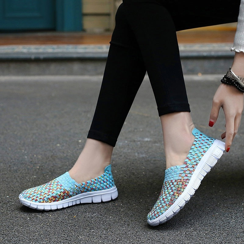 Woven rocking shoes Upper material: mesh surface Sole Material: Rubber Heel shape: wedge heel Inner material: mesh Sole craft: adhesive shoes Insole material: textile Woven rocking shoes Upper material: mesh surface Sole Material: Rubber Heel shape: wedge