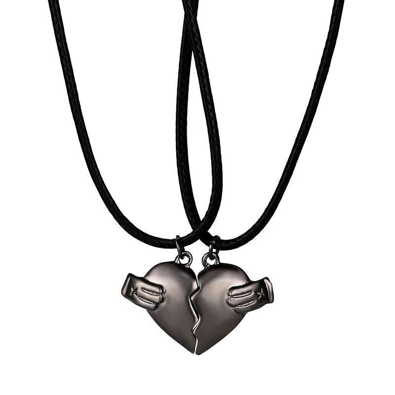 Creative Magnet Love Necklace 2pcs Heart-broken Shape Necklace Men And Women Personalized Jewelry For Valentine's Day Product information: Material:Alloy Processing: Electroplating Chain Style:Cross Chain Pendant Material: Alloy Packing list: Necklace*2PC