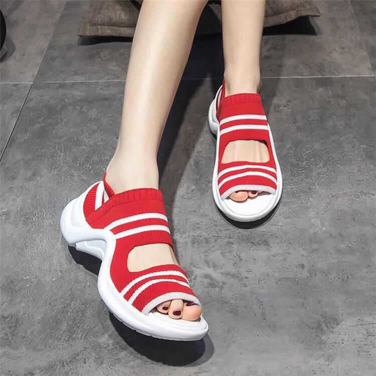 Women's casual bottomed sandals Upper material: suede Toe shape: fish mouth Heel shape: chunky heel Popular elements: color matching, waterproof platform, knitted surface Pattern: color matching Sole process: Viscose shoes Inner material: PU Upper height: