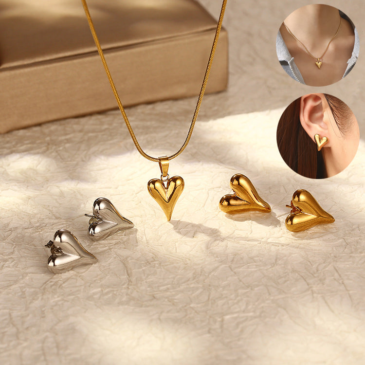 Retro Heart-shaped Necklace Stainless Steel Personalized Love Necklace For Women's Jewelry Valentine's Day Product information: Material: stainless steel Processing: Electroplating Shape: Heart Chain Style: Snake Bone Chain Packing list: Necklace*1/Earrin