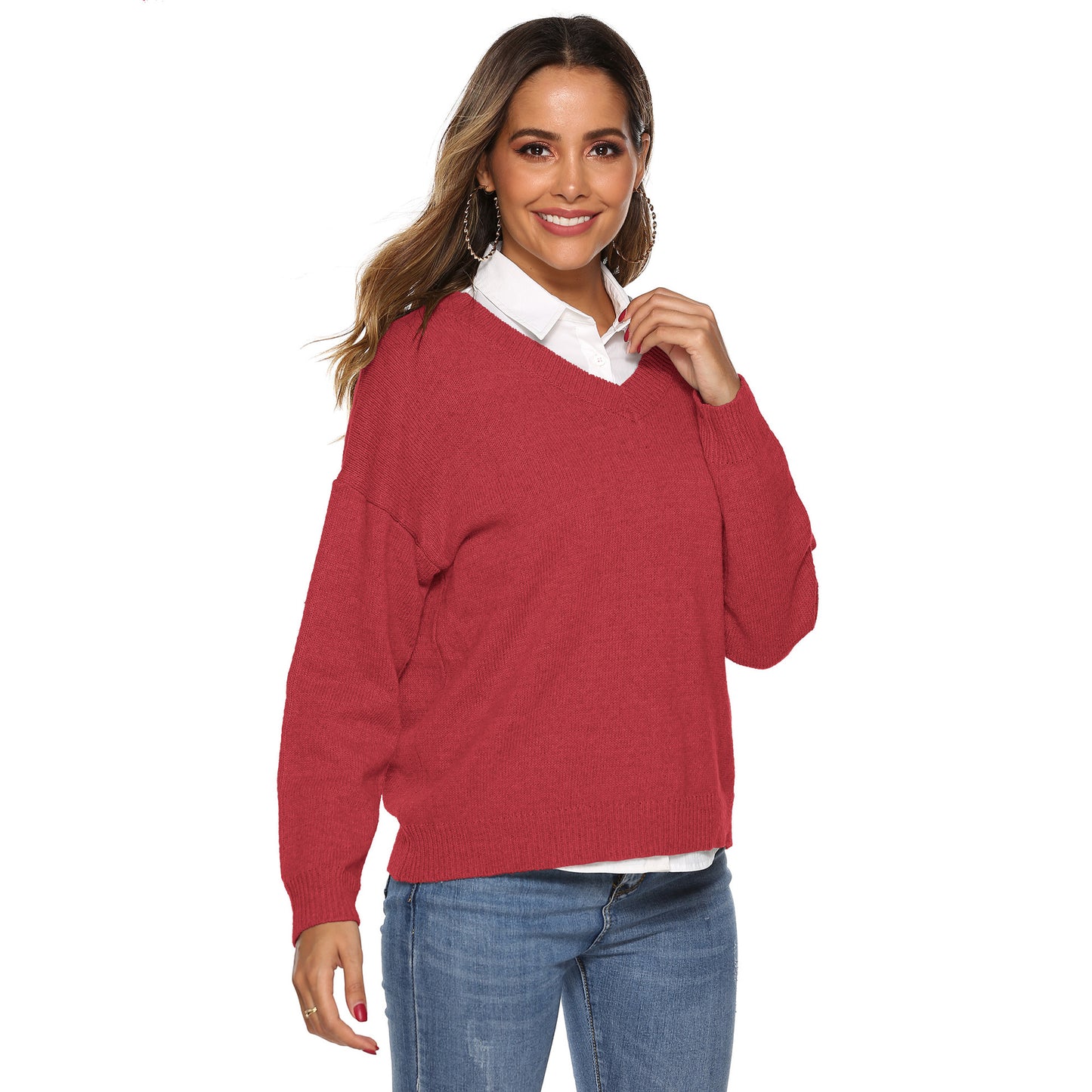 Pure color simple woven V-neck pullover sweater Fabric name: polyester Main fabric composition: polyester fiber (polyester) The content of main fabric ingredients: 100% style: Casual pattern: plain Yarn thickness: fine wool Sweater technology: knitting Th