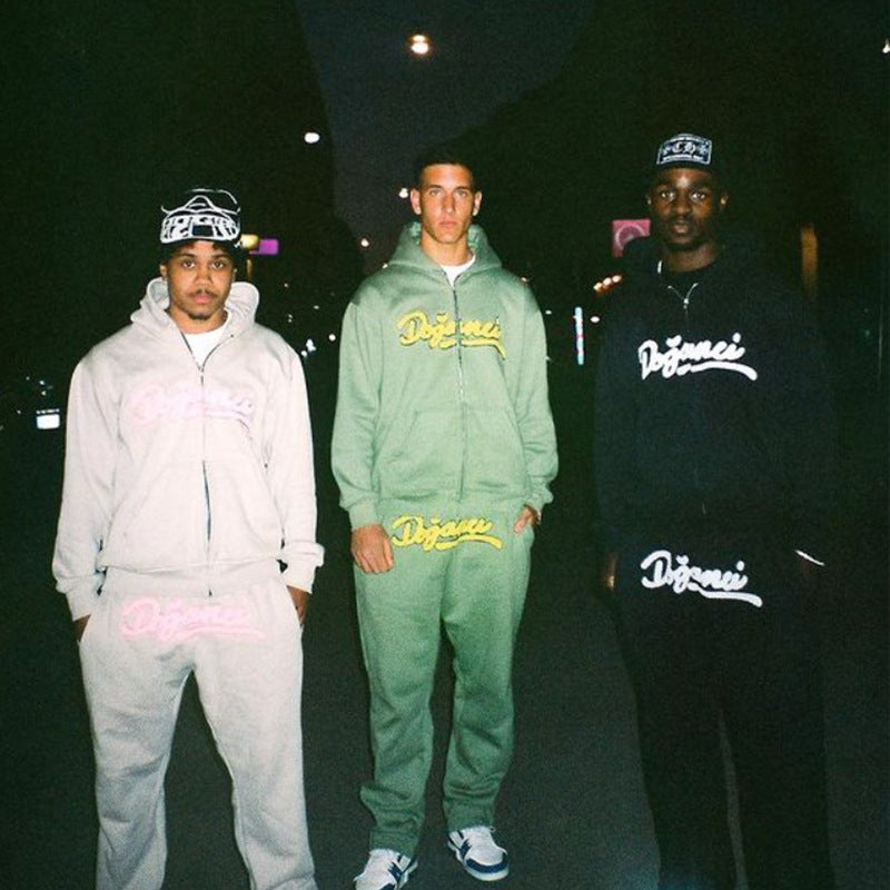 Men's Fashion Hooded Casual Sweatshirt Product information: Pattern: letters/numbers/text Color: blue, purple Size: M,L,XL,XXL Version: Loose Combination form: Single piece Popular elements: zipper Thickness: medium Fabric name: Polyester Applicable Gende