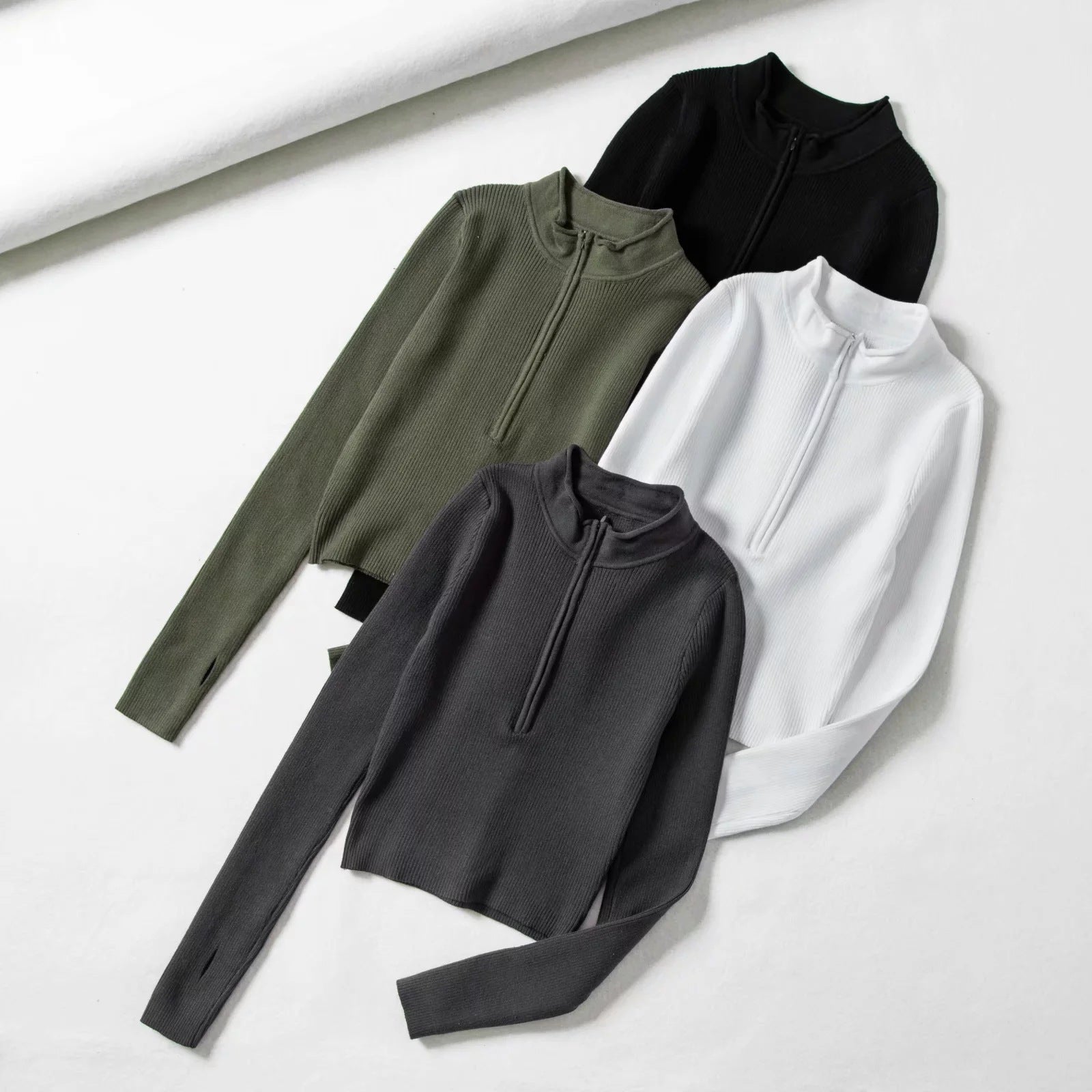 Half Zipped Stand Collar Midriff Outfit Skinny Knit Top Product information: Fabric name: Cotton Color: black, green, white, dark gray Main fabric composition: Cotton Size: free size Style type: private clothing socialite Sleeve length: long sleeve Popula