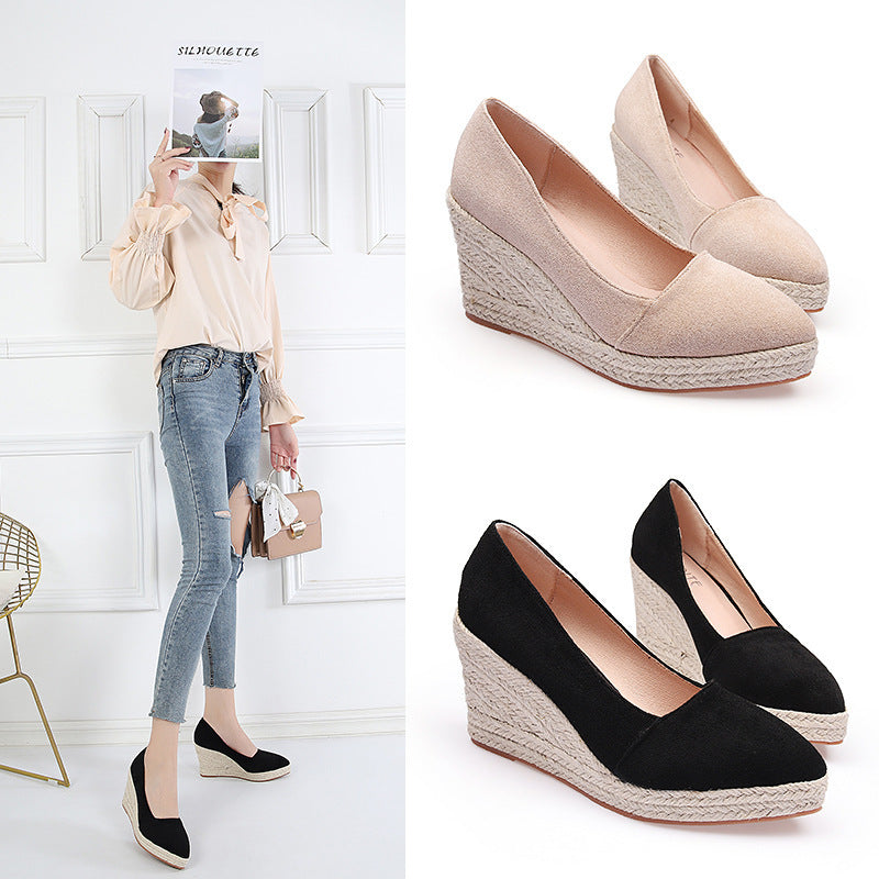 Pointed Toe Platform High Heel Work Shoes Thick Heel Straw Woven Product information: Popular elements: shallow mouth, wedge heel, thick heel Toe shape: pointed Upper material: suede Heel height: super high heel (above 8CM) Pattern: plain Color: black, ap