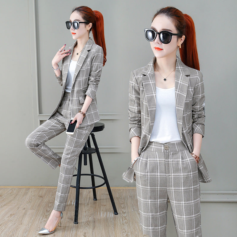 Plaid suit Main fabric composition: polyester fiber (polyester) 1. Asian sizes are 1 to 2 sizes smaller than European and American people. Choose the larger size if your size between two sizes. Please allow 2-3cm differences due to manual measurement. 2.