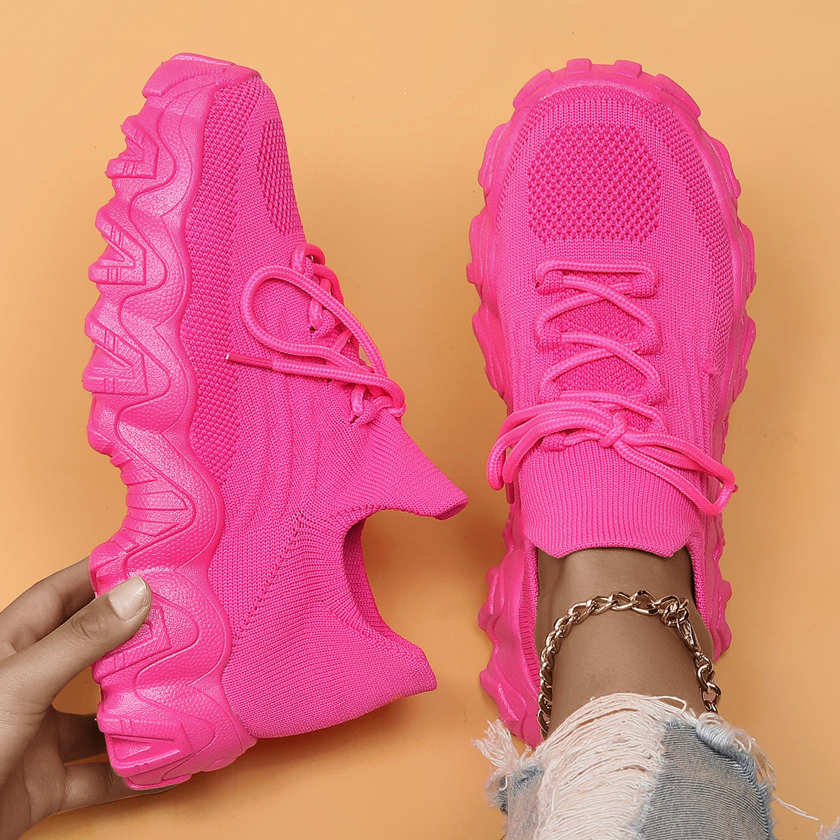 Women's Simple And Breathable Fly Woven Socks And Shoes Product information: Pattern: solid color Lining material: Mesh Toe holder shape: round head Color: sky blue, black, white, gray, dark brown, fluorescent green White, Red White, fluorescent green bla