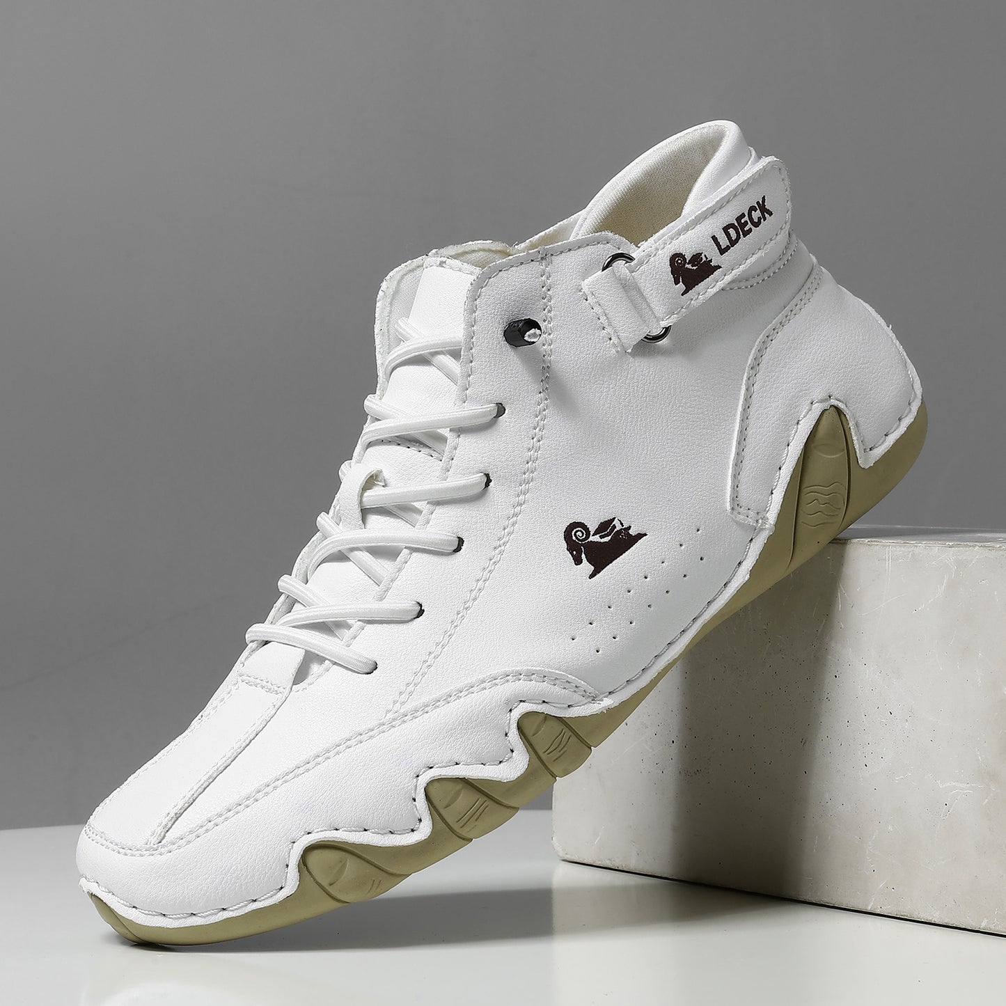 Leather Casual Shoes For Men Fashion Loafers Shoes With Velcro Lace Up Men Ankle Boots 35-48 Product information: Sole Material: Rubber Upper Material: Microfiber Cortical features: microfiber Toe shape: round head Function: breathable, non-slip, warm Hee