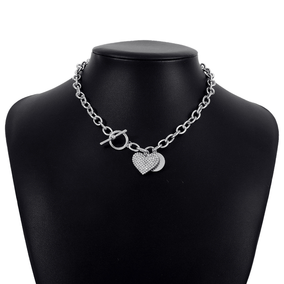 Women's Round Heart Shape With Diamond Necklace Product information: Treatment Process: Electroplating Color: gold, white K Applicable population: Female Pendant material: Alloy Style: Love necklace Chain style: clavicle chain Material: ferroalloy Rhinest
