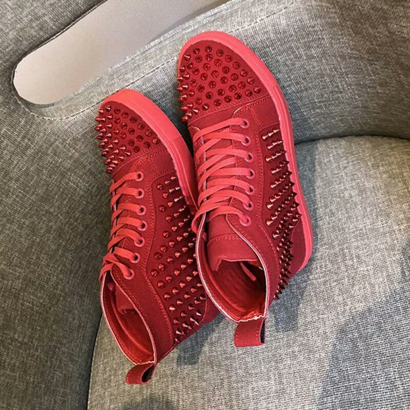 Men's And Women's Thick-soled High-top Rhinestone Rivet Casual Sneakers Product information: Popular elements: metal, rhinestones, sequins, rivets Toe shape: round head Upper material: artificial PU Heel height: low heel (1-3CM) Pattern: solid color Color