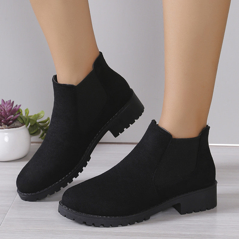 Women's Fashion Personality Chunky Heel Ankle Boots Product information: Pattern: solid color Color: black, khaki, beige Size: 36, 37, 38, 39, 40, 41, 42, 43 Toe holder shape: round head Shoe Upper material: Suede Applicable Gender: Female Style: European