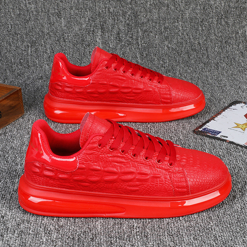 Fashionable Low Top Small White Shoe Board For Men Product Information: Toe shape: round toe Upper material: artificial PU Style: Casual Applicable gender: Male Color: White, Black, Red Size information: Sizes: 39,40,41,42,43,44 Packaging list: Men's shoe