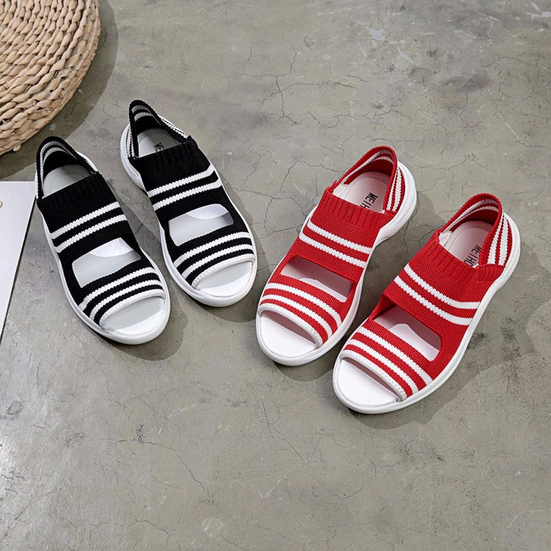 Women's casual bottomed sandals Upper material: suede Toe shape: fish mouth Heel shape: chunky heel Popular elements: color matching, waterproof platform, knitted surface Pattern: color matching Sole process: Viscose shoes Inner material: PU Upper height: