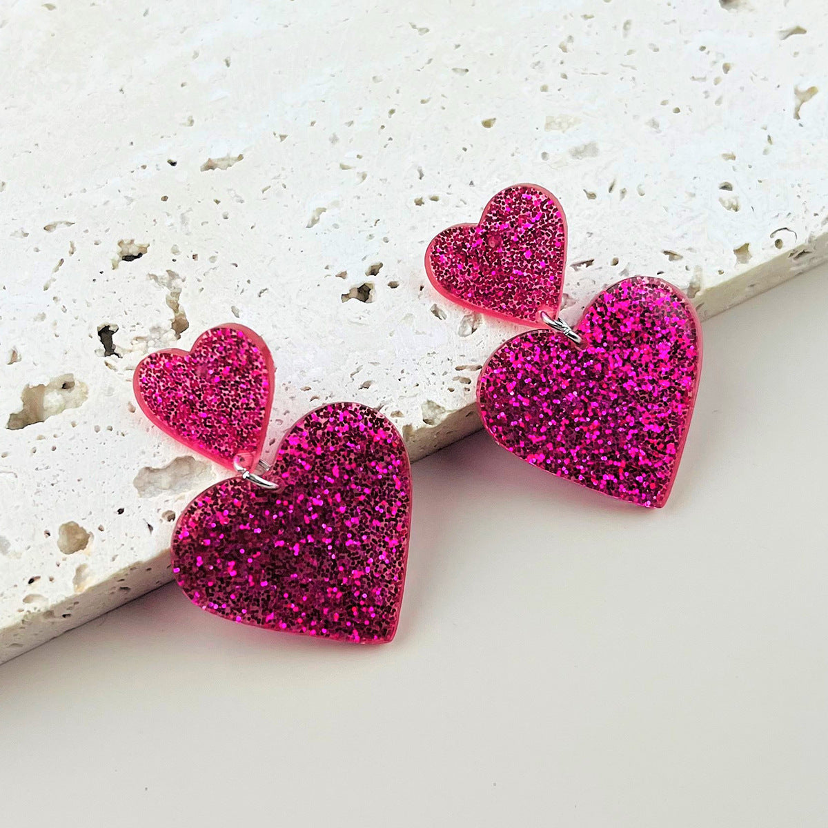 Acrylic Love Earrings Women Valentine's Day Personalized Jewelry Product information: Material: acrylic Style: fashionable and simple Features:Geometry Color:picture color Packing list: Earring*1 Pair Product Image: Acrylic Love Earrings Women Valentine's