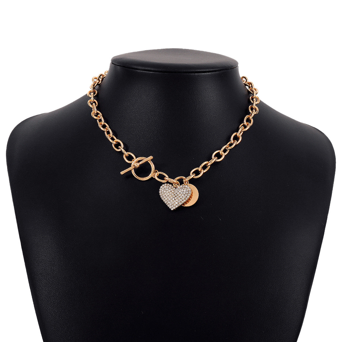 Women's Round Heart Shape With Diamond Necklace Product information: Treatment Process: Electroplating Color: gold, white K Applicable population: Female Pendant material: Alloy Style: Love necklace Chain style: clavicle chain Material: ferroalloy Rhinest