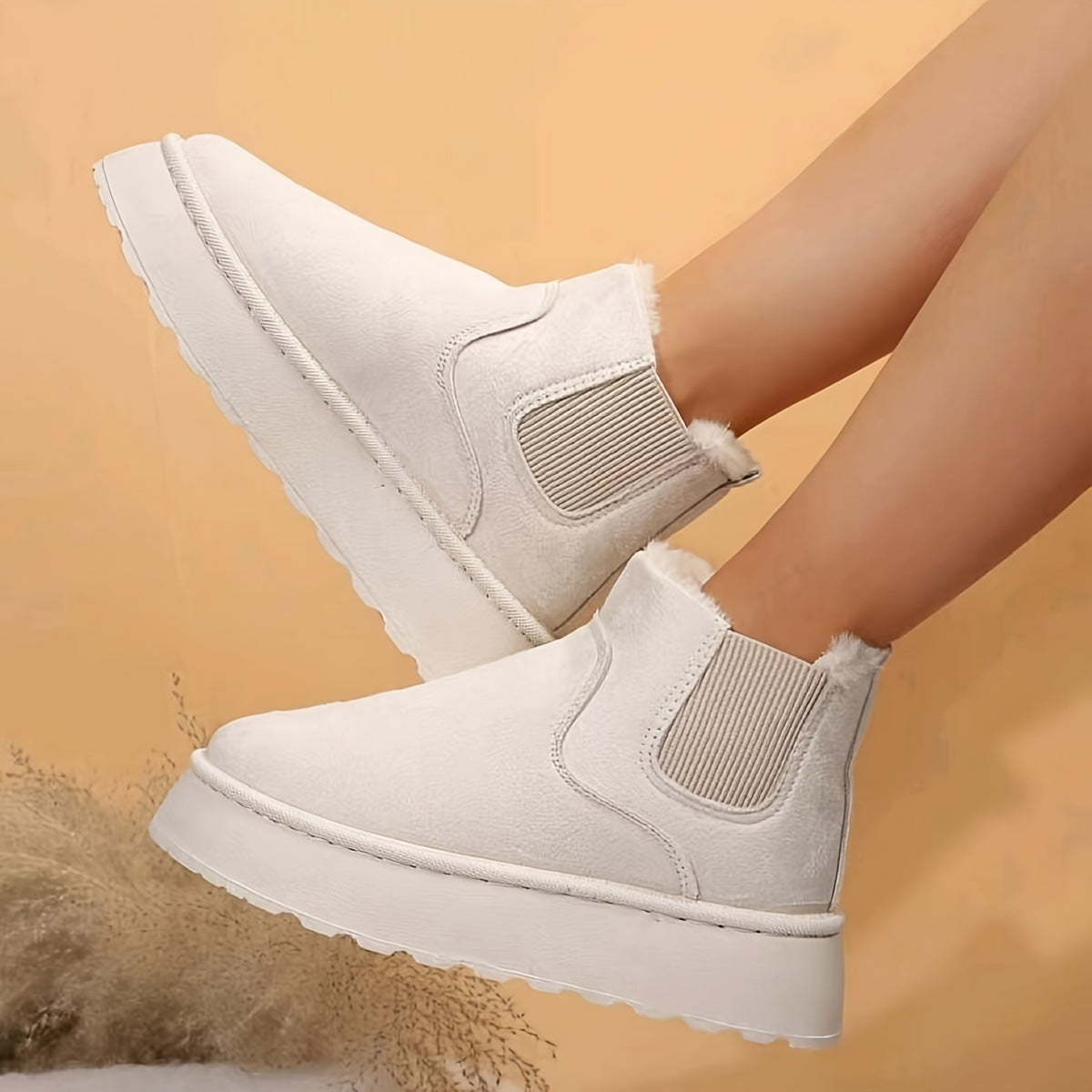 Women's Plush Boots Winter Warm Fleece Thick Flats Snow Boots Fashion Shoes Product information: Pattern: solid color Lining material: Short Plush Color: Milky White, black, khaki Upper height: tall crown Processing Method: sticky leather Heel height: low