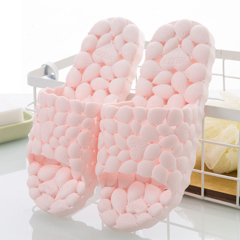 Bathroom Leaking Slippers Female Bathing Hollow Home Interior Household Men's Sandals And Slippers Product information: Type of slippers: Toe slippers Sole material; PVC Applicable gender: neutral/male and female Whether to wrap the follow; No Function: b