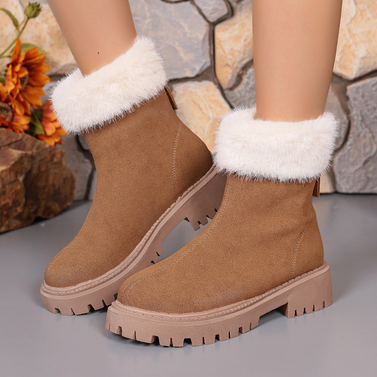 Square-heeled Snow Boots Winter Plus Velvet Platform Plush Shoes Fashion Warm Non-slip Mid-calf Boot For Women Product information: Upper height: high top Toe shape: round head Heel shape: thick heel Inner material: cotton Heel height: middle heel Color: