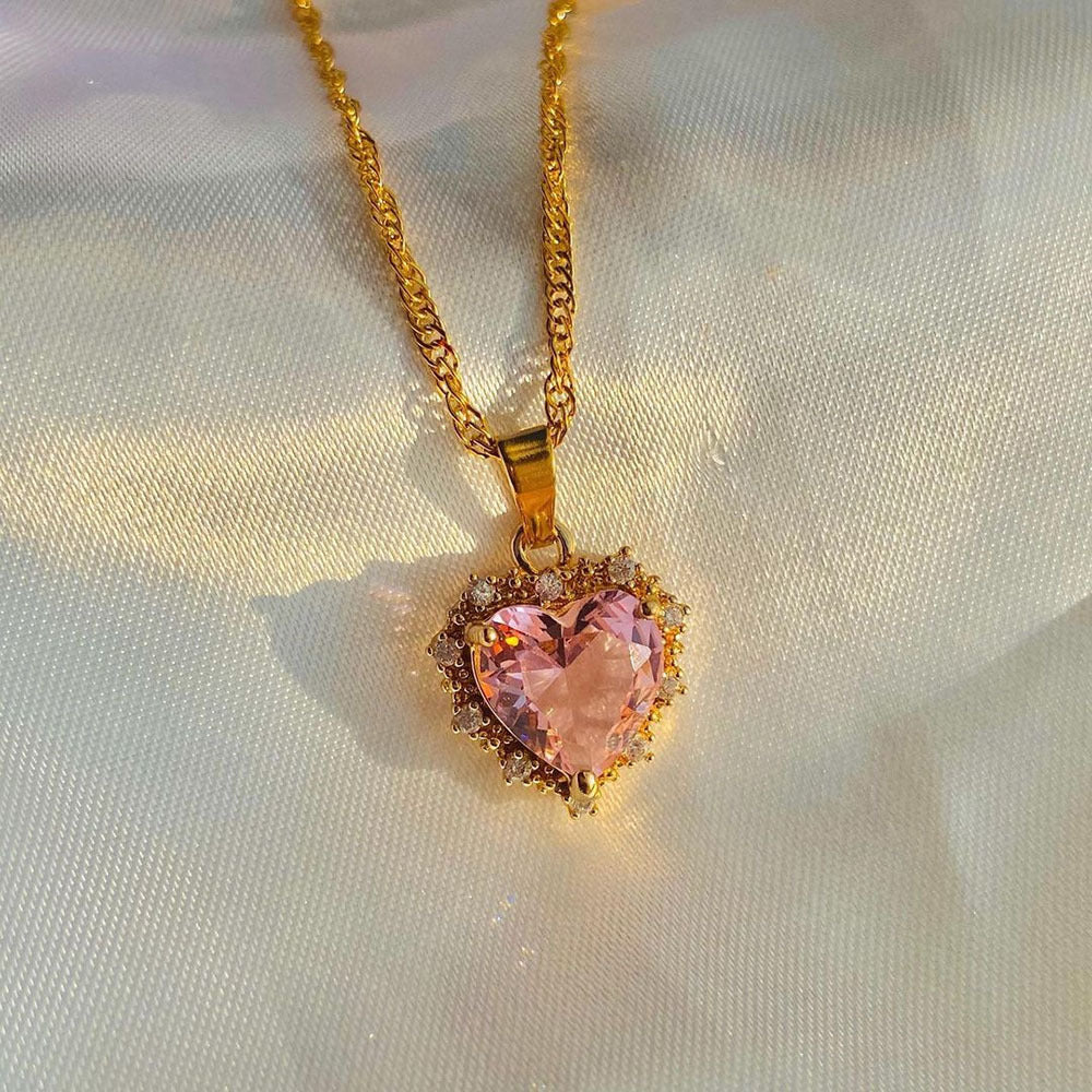 Colorful Rhinestones Heart-shped Necklace Love Gold Clavicle Chain Ins Personalized Jewelry For Women Valentine's Day Product information: Material:Copper Chain Style:Regular Chain Pendant Material: Alloy Packing list: Necklace*1 Product Image: Colorful R