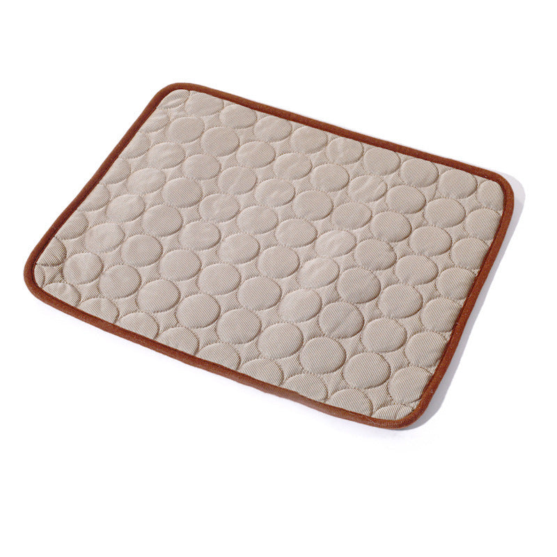 Pet Ice Mat Summer Pet Mat Dog Mat Cat Cooling Mat Pet Supplies Pet Cooling Supplies Pet Mat Product Information: Material: Cloth Product Category: Seat Cushion Item No.: Pet cold pad Color: pink, dark blue, light blue, gray, brown Specifications: 40*30CM