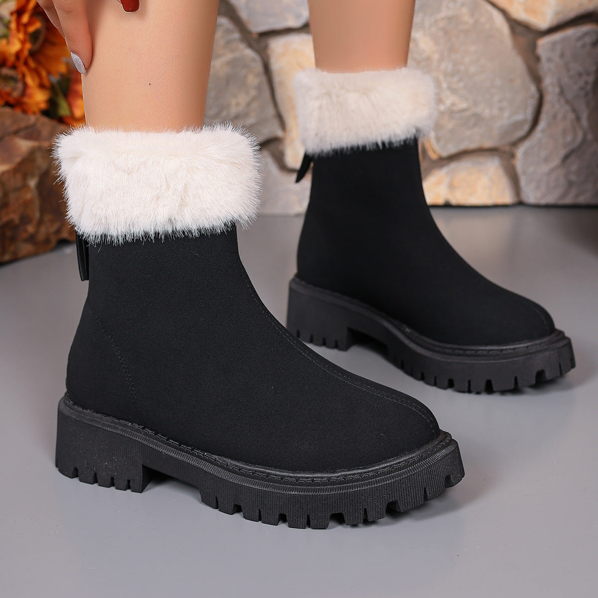 Square-heeled Snow Boots Winter Plus Velvet Platform Plush Shoes Fashion Warm Non-slip Mid-calf Boot For Women Product information: Upper height: high top Toe shape: round head Heel shape: thick heel Inner material: cotton Heel height: middle heel Color:
