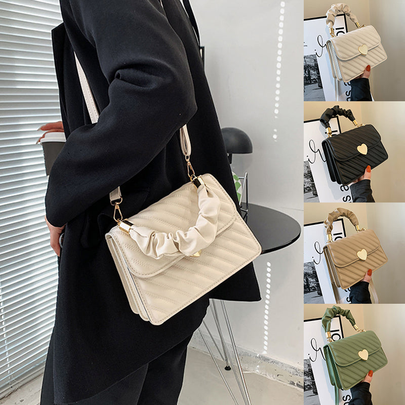 Women Handbags Fashion Chain Shoulder Bags With Love Metal Design Product information: Color: white, khaki, green, black Material: PU Luggage trend style: small square bag Bag size: small Popular element: solid color Lining texture: no lining Bag shape: h