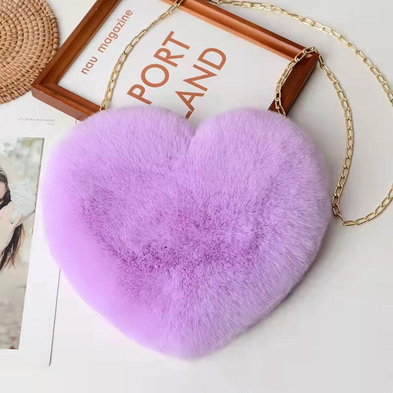 Love Bags For Women Plush Chain Shoulder Bags Valentine's Day Party Bag Product information: Material: plush Luggage trend style: small round bag Bag size: medium Lining texture: synthetic leather Bag shape: heart Opening method: zipper Pattern: solid col