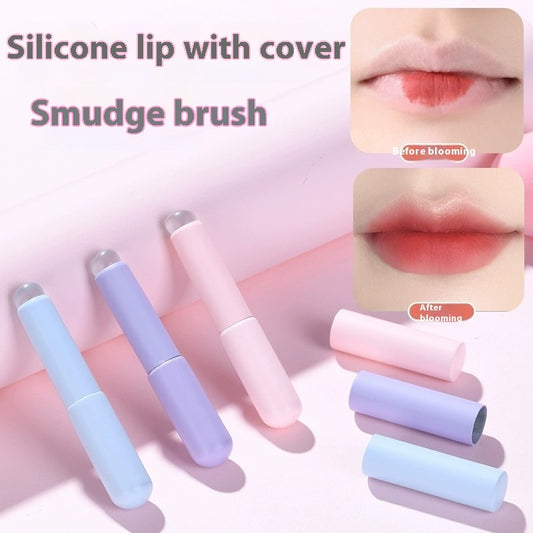 Upgrade Q Soft Portable Silicone Lip Brush Product information: Product Category: lip brush Brush hair material: silica gel Toothbrush handle material: Plastic Appearance color: lidded silicone lip brush -- lilac purple, lidded silicone lip brush -- peach