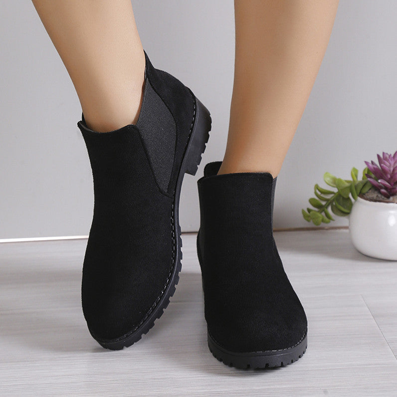 Women's Fashion Personality Chunky Heel Ankle Boots Product information: Pattern: solid color Color: black, khaki, beige Size: 36, 37, 38, 39, 40, 41, 42, 43 Toe holder shape: round head Shoe Upper material: Suede Applicable Gender: Female Style: European