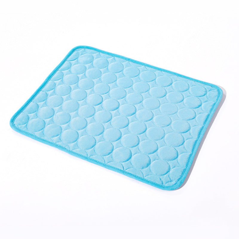 Pet Ice Mat Summer Pet Mat Dog Mat Cat Cooling Mat Pet Supplies Pet Cooling Supplies Pet Mat Product Information: Material: Cloth Product Category: Seat Cushion Item No.: Pet cold pad Color: pink, dark blue, light blue, gray, brown Specifications: 40*30CM