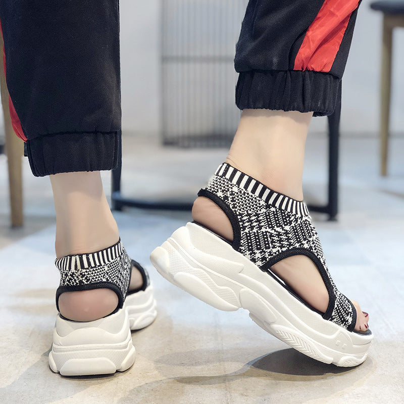 Flying Woven Sandals Women's New Summer Flat-Bottomed Style Comfortable Elastic Thick-Soled Sports Fish Mouth Shoes Large Size Factory Product information: Product category: sports sandals Applicable age: adult Upper Material: Artificial PU Sole Material: