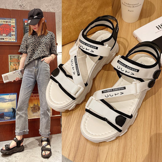 Fairy Style Velcro Beach Shoes For Women Product information: Material: PU Color: black, beige Size: 35.36,37.38,39.40 Style: Korean style Packing list: Women's shoes *1 pair Product Image: Fairy Style Velcro Beach Shoes For Women Product information: Mat